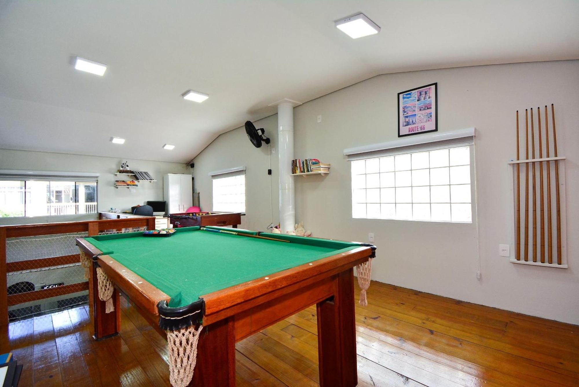 Casa Com Piscina No Ribeirao Da Ilha - Sdi013